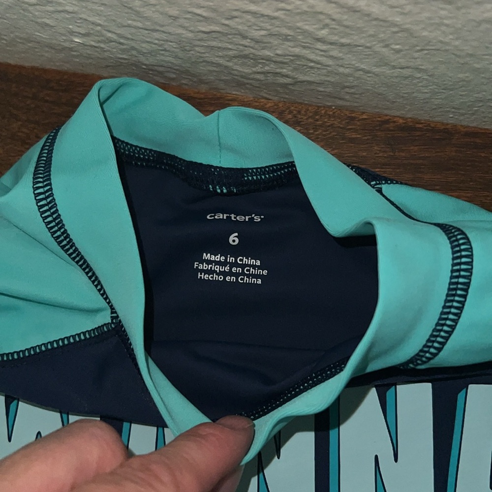 Carter's 6 swimsuit trunks Rashguard Set pizza sharks - Picture 3 of 6